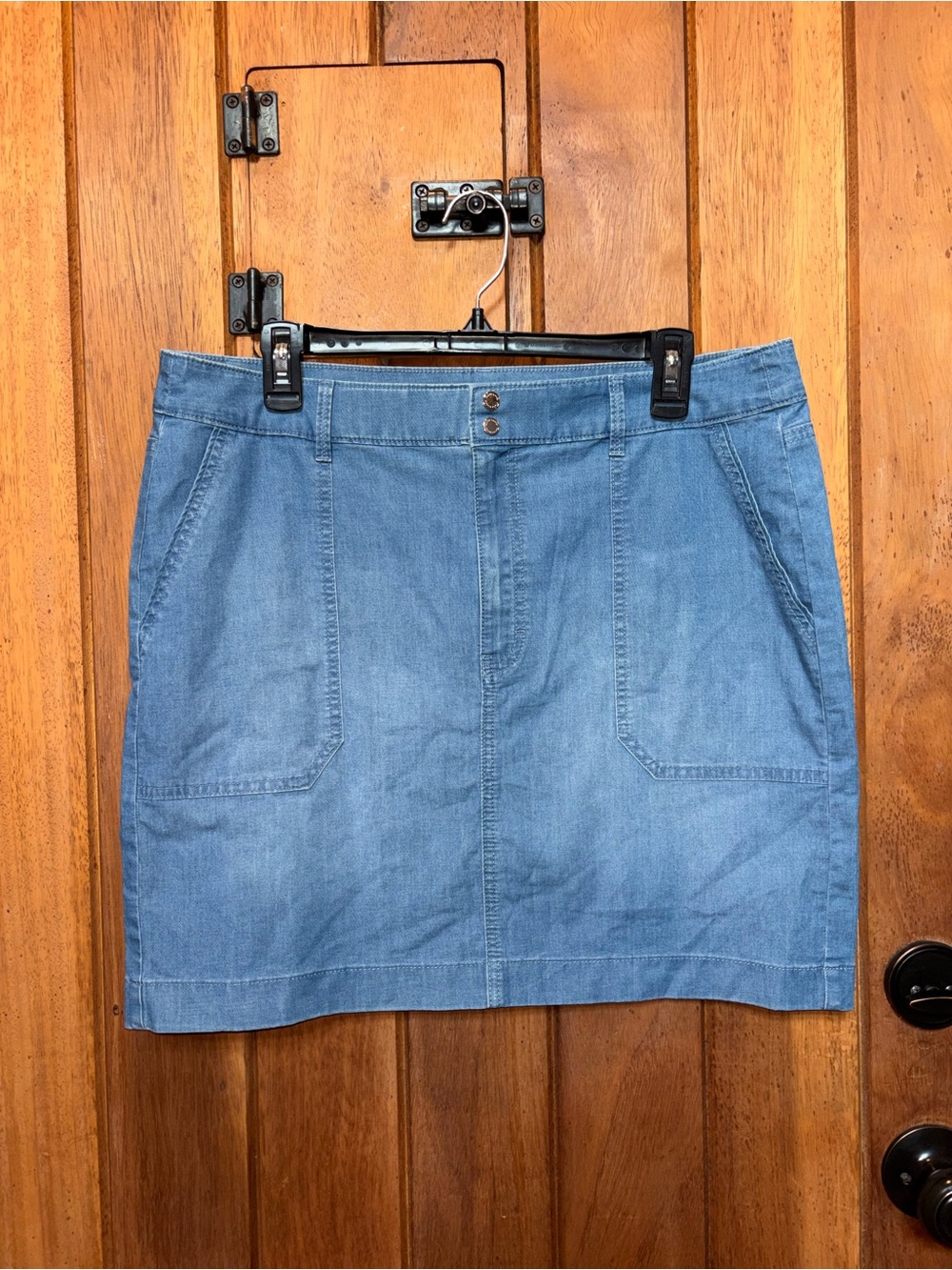 White House Black Market Classic Light Blue Denim Mini Skirt
